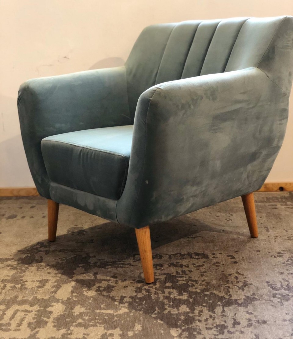 מניפה - כורסא מעוצבת 