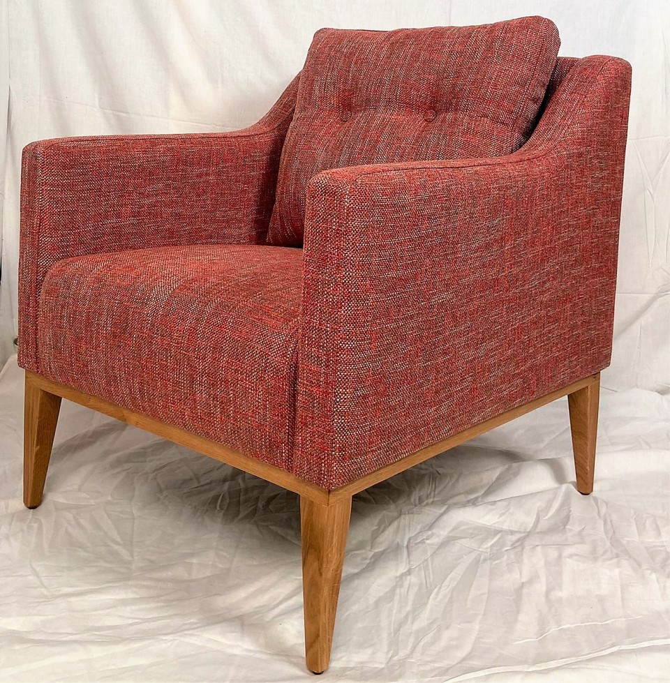 אבישג - כורסא מעוצבת 